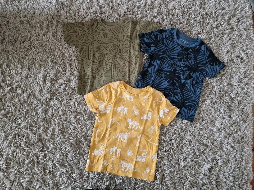 T-Shirt Set Jungen Gr. 104 in Aspach