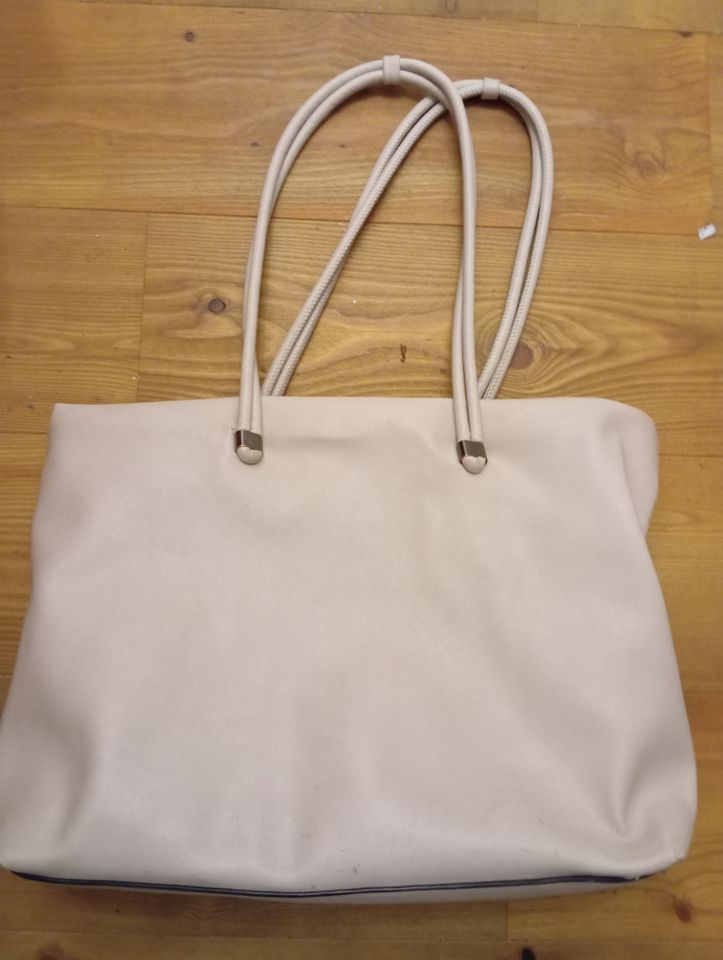 Tasche zu verschenken in München