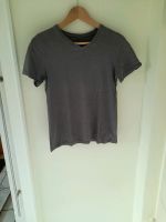 T-shirt grau H&M Größe 146/152 Baden-Württemberg - Bösingen Vorschau