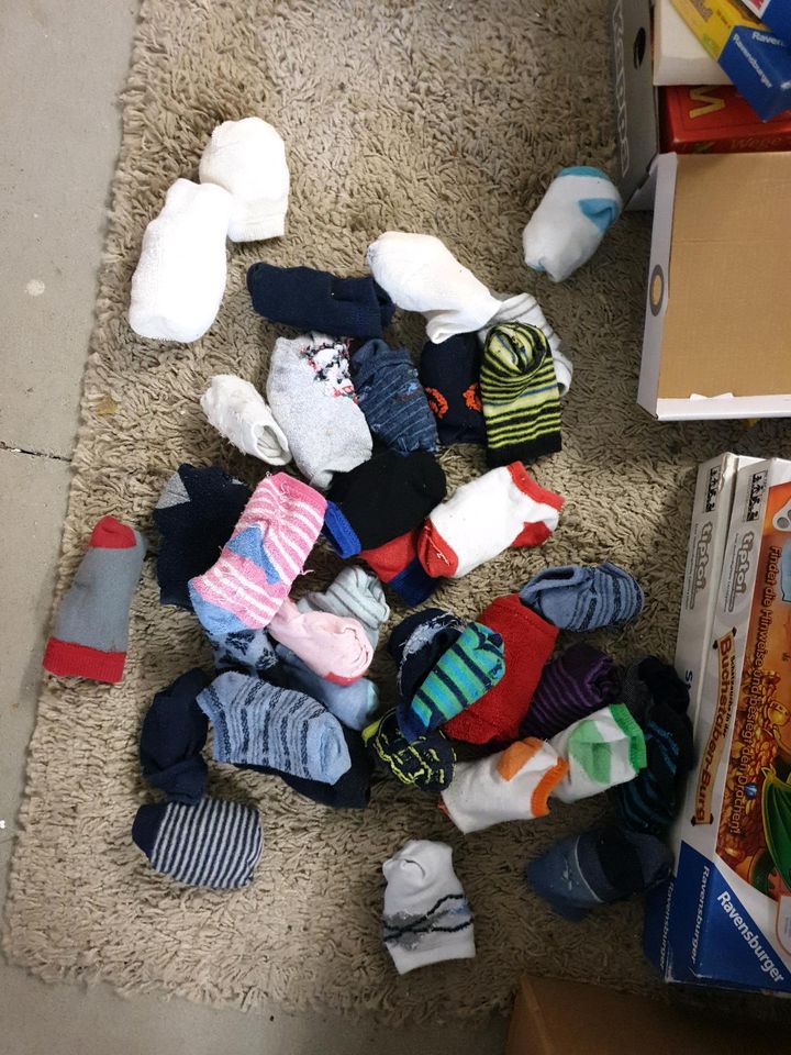 Socken 19 bis ca 24 gemischt in Wolpertswende