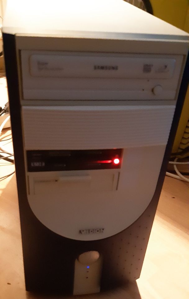 PC System  AMD FX4130, 8GB RAM, 750GB HDD, Win10 in Leipzig