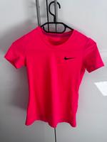 Nike Dri-Fit T-Shirt 137-146 cm, 10-12 Jahre Bayern - Augsburg Vorschau