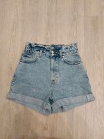 **NEU** MANGUUN kurze Jeanshose short high waist S Hessen - Fulda Vorschau