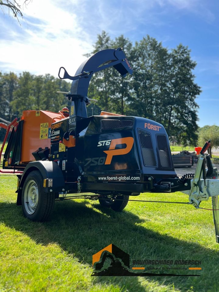 Vermietung Holzhäcksler Först ST6 Häcksler für Holz / Grünschnitt in Ponitz