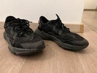 Schwarz Adidas Ozweego Schuhe Herren 43 1/3 Hessen - Kassel Vorschau