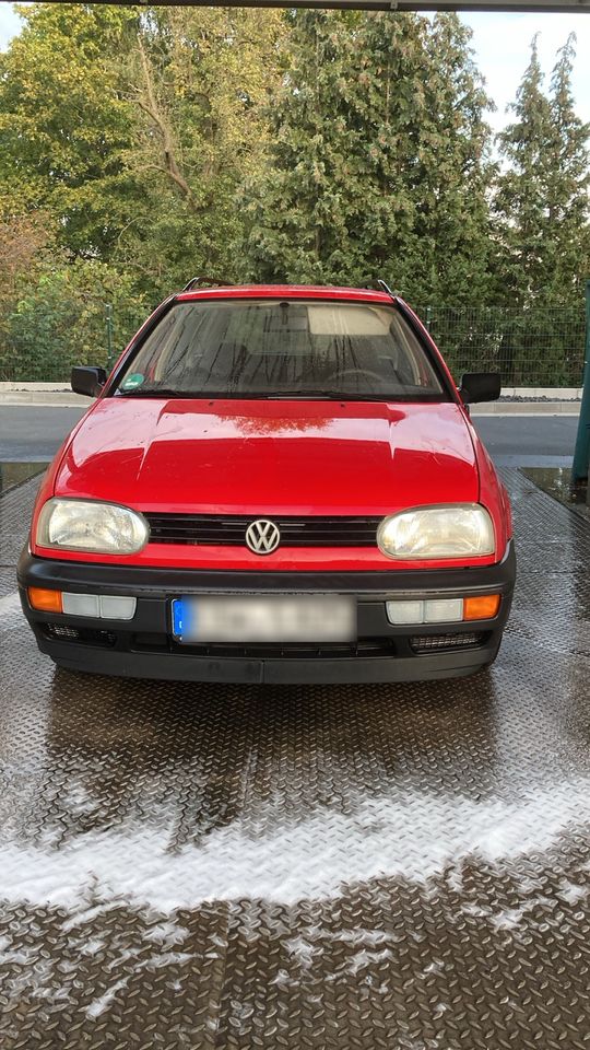 VW Golf III Variant CL in Wanfried