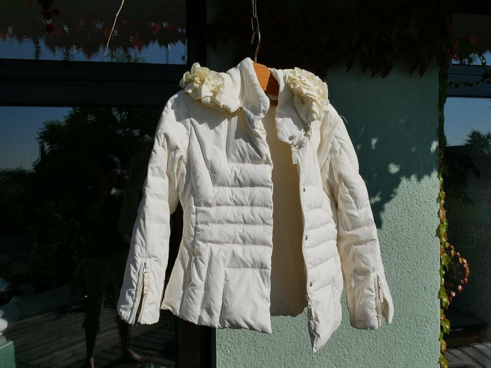 MONNALISA, entzückende weiße Winterjacke, Anorak, Gr. 134 / 140 in Raunheim