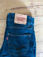 Verkaufe original Levis Jeans Mod.506 32/34 Neuwertig Hessen - Niddatal Vorschau