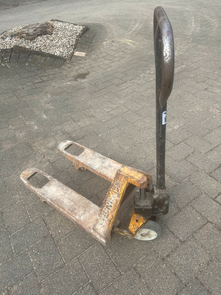 Kurzer Hubwagen Steinbock 2,3 T in Hohen Neuendorf