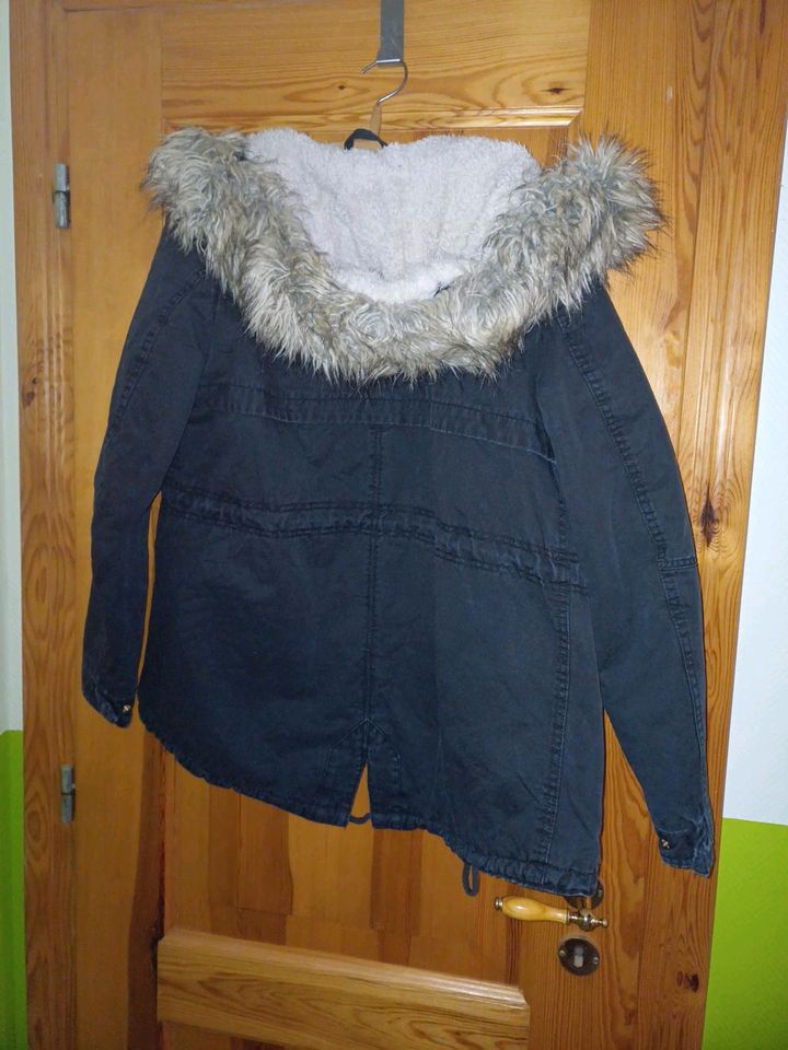 Winterjacke H&M Größe 40 in Amt Neuhaus