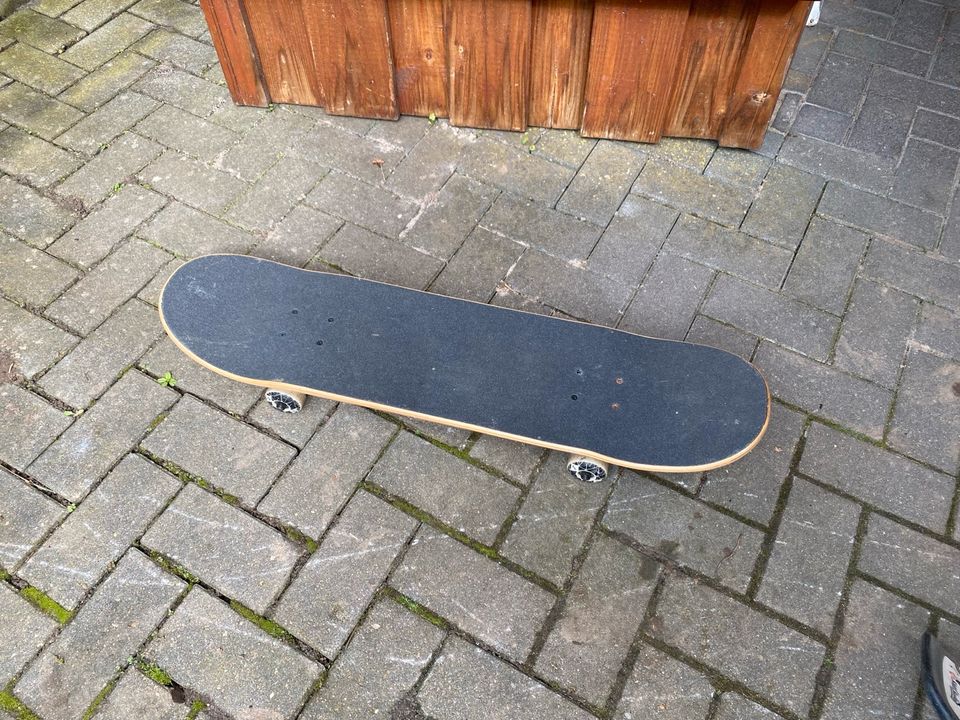 Skateboard 8,5 inch in Revensdorf