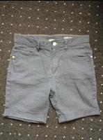 Shorts Adidas Neo Gr. S, top Zustand Mecklenburg-Vorpommern - Malchin Vorschau