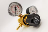 Harris Druckminderer Modell 601 2 Manometer Argon/C02  4mm Tülle Sachsen-Anhalt - Bitterfeld Vorschau