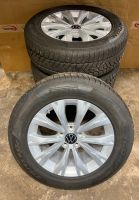 VW Tiguan Alu Winterräder 215/65 R17 Pirelli Sachsen-Anhalt - Magdeburg Vorschau