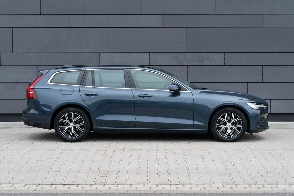 Volvo V60 B3  Automatik | 1Hd | LED | Leder | Garantie in Porta Westfalica