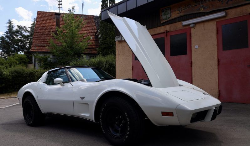 Corvette C3 Bj 79 Top Zustand, Mängelfrei TÜV neu in Urbach