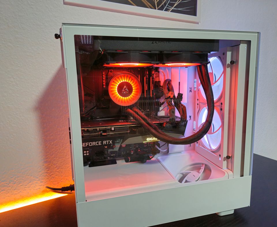 Gaming PC Gigabyte RTX 3070 OC/ Ryzen 5 5600G /NZXT H5 / 16GB Ram in Bremerhaven