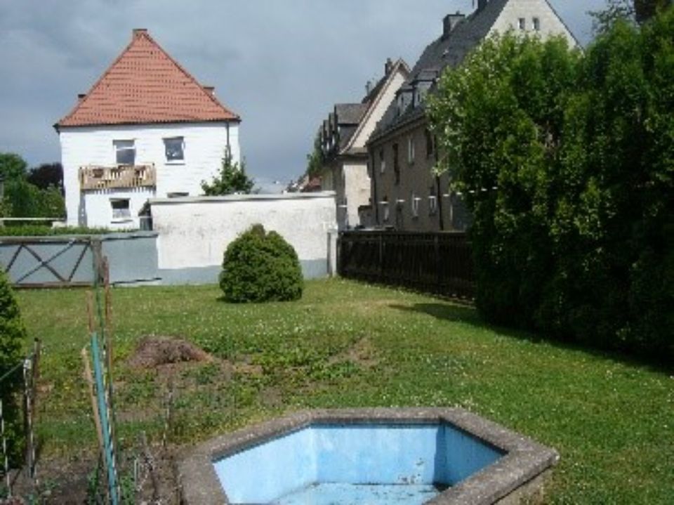 Teilvermietetes Vier-/Fünffamilienhaus im Schulviertel, zum Kauf in Marktredwitz