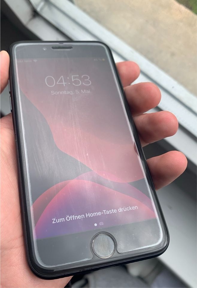 Apple iPhone 7 Top Zustand mit OVP in Reutlingen