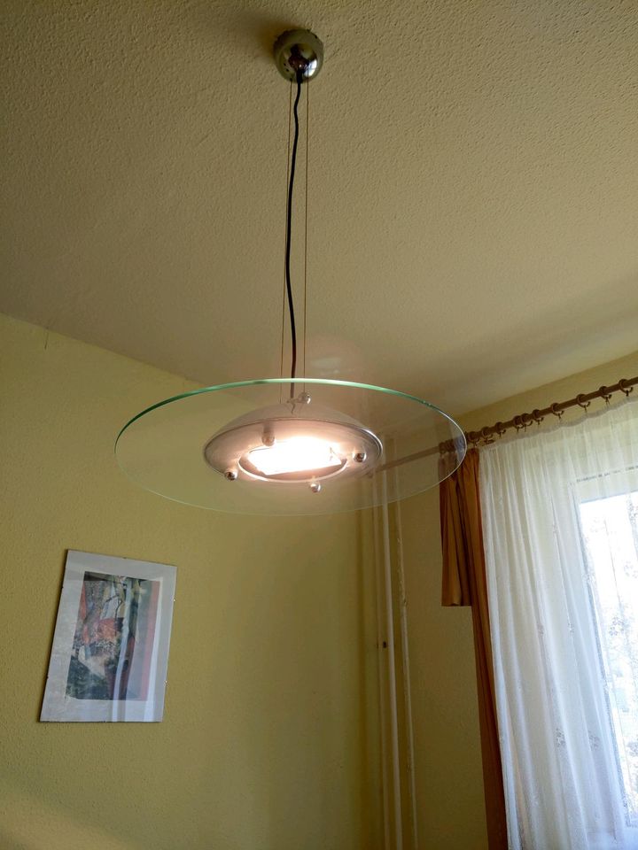 Moderne Deckenlampe aus Glas & Chrom in Leipzig