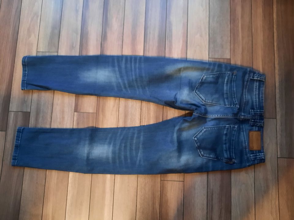 Jeans Timezone Regular Eliaz TZ 29/32 wie neu in Harpstedt