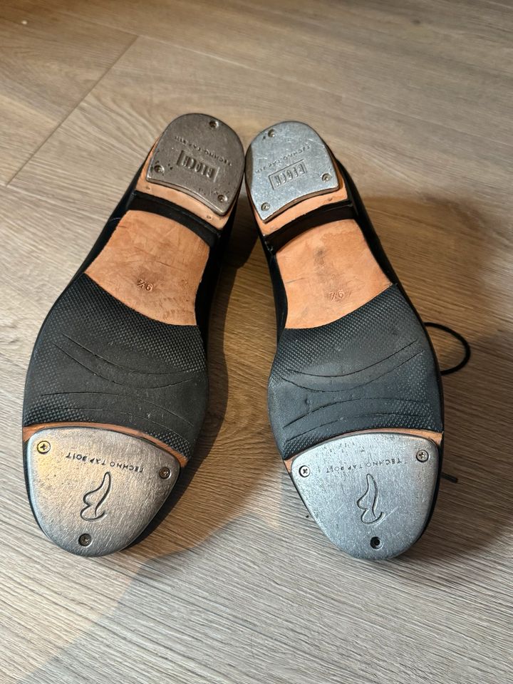 Steppschuhe von Bloch  Gr. 9 1/2  schwarz in Laubach