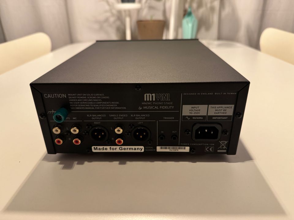 Musical Fidelity M1-VINL Phono Vorstufe in Waiblingen