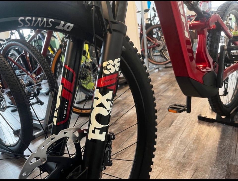 BH Bikes AtomX Lynx Pro 9.2  L/ 44 cm red white black,  REDUZIERT in Bad Driburg