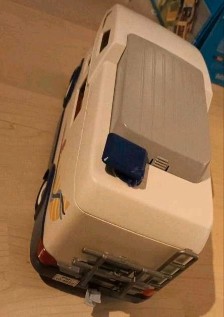 Playmobil Wohnmobil mit wenig Zubehör in Braunschweig