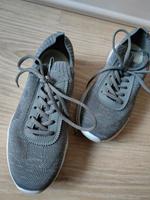 Lascana Turnschuhe neuwertig grau glitzer Bayern - Kempten Vorschau