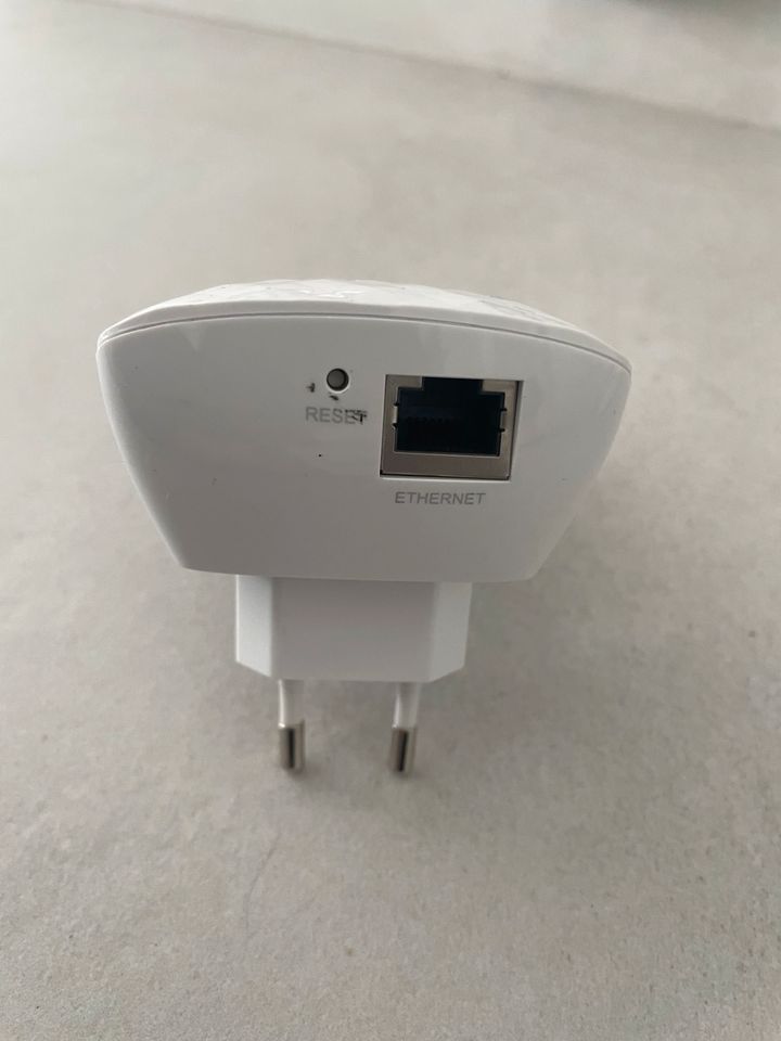 AC750 WIFI Range Extender in Gelnhausen