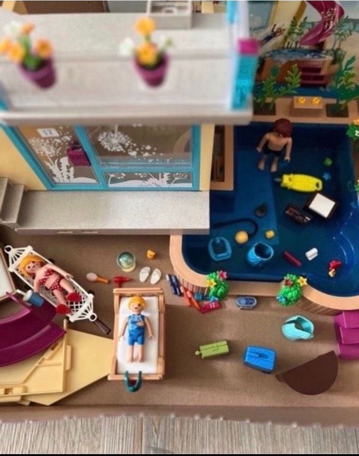 Playmobil Family Fun Beach Bungalow 70435 Strandhaus Pool Haus in Neuenhaus