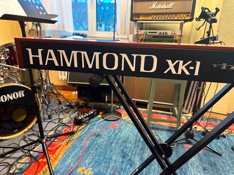 Hammond XK1 - Freue mich über faire Angebote!!! in Scharbeutz