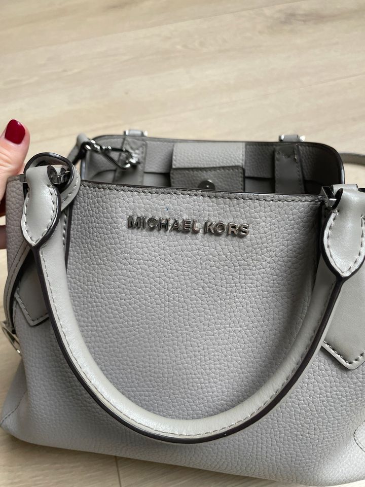 Michael Kors Handtasche in Sulzbach-Rosenberg