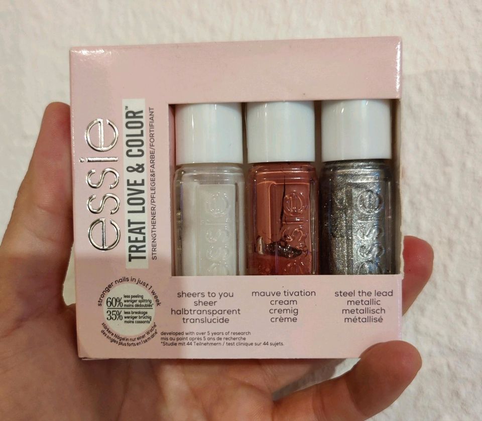 Essie Nagellack set 3 stück treat love & color in München