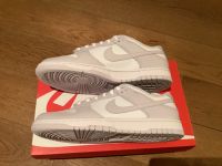 Nike, Dunk Low Venedig, Größe 41, grau, neu, inkl. Box Nordrhein-Westfalen - Schwelm Vorschau