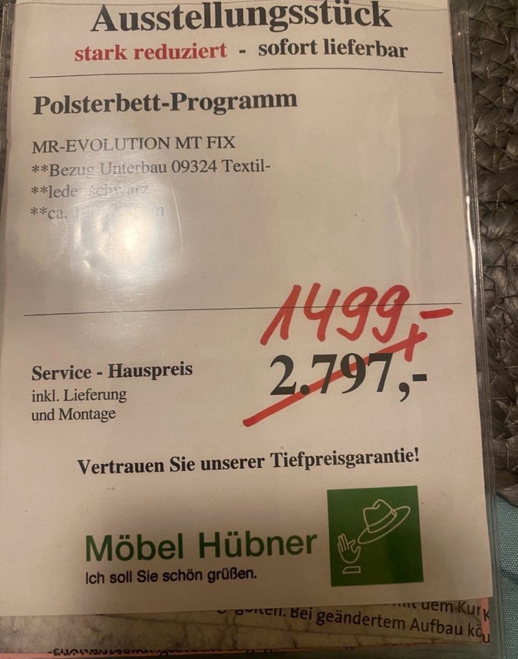 BoxspringBett Hübner 140x200 mit neue Matratze kostet 1500 Euro in Berlin