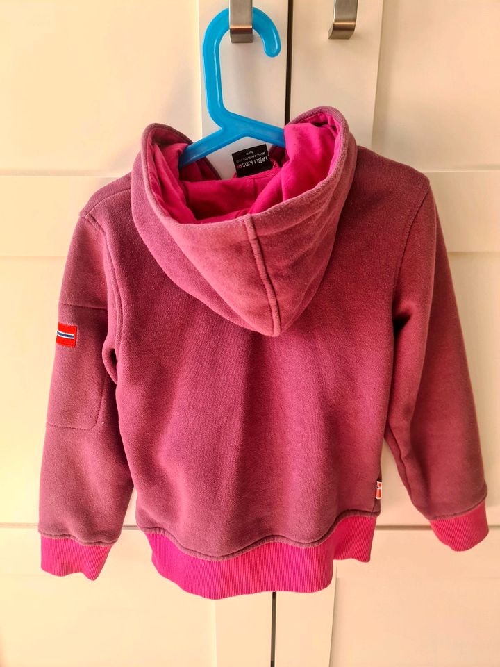 Sweatjacke Strickjacke Trollkids rot/pink Gr. 128 in Greifswald