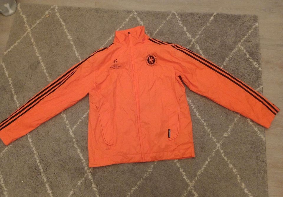 Tolle leichte Adidas Sportjacke Gr. L (6) in Neumünster