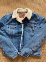 Levis Jeansjacke M NEU Düsseldorf - Oberkassel Vorschau