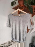 T-shirt Grau Hellgrau H&M XS meliert Lockeres basic Shirt Hessen - Eichenzell Vorschau