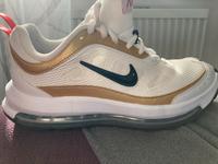 NIKE Max Air Sneakers Damen weiß, 39 neuwertig Bayern - Wertingen Vorschau