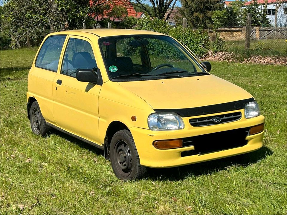 Daihatsu Cuore 0.9 Automatik Tüv 12.2024 in Berlin