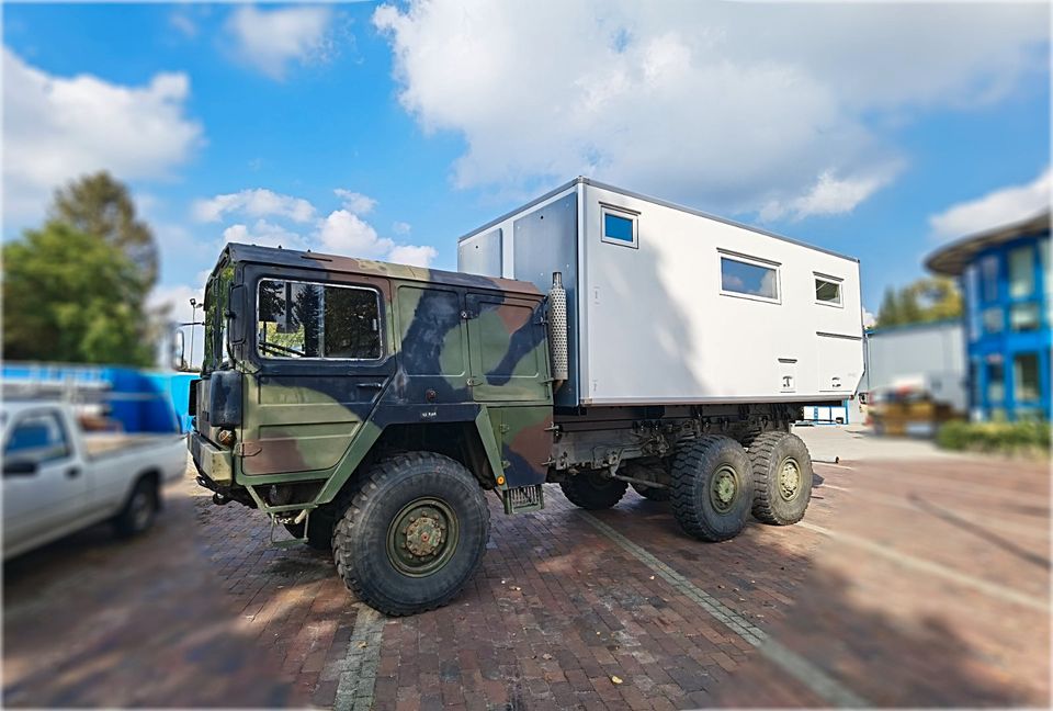 Maßgefertigte GFK Leerkabine, Expeditionsmobil, LKW, 4x4 in Sottrum