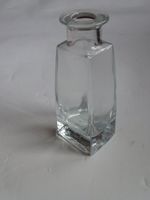 kleine Blumenvase Glasflasche viereckig 100ml #906 Rheinland-Pfalz - Wershofen Vorschau