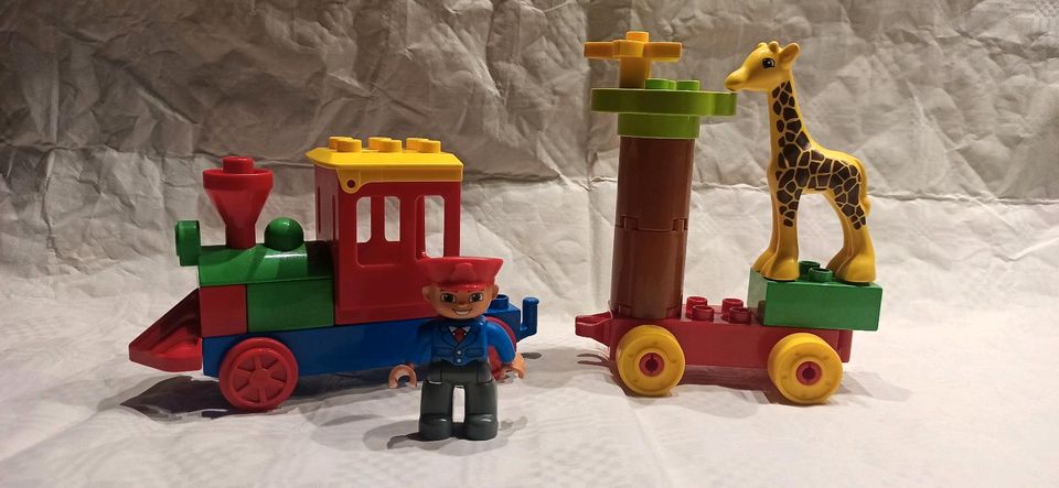 Eisenbahn Anhänger Figuren Schiebezug Lego Duplo in Hambergen