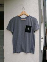 Calvin Klein T-Shirt Größe M Damen Shirt Oberteil grau Nordrhein-Westfalen - Essen-Fulerum Vorschau