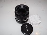 Nikon Nikkor 1:2,8/24mm guter  gebrauchte Zustand Hessen - Wiesbaden Vorschau