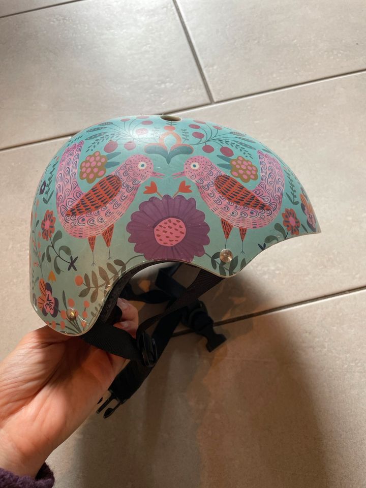 Banwood Helm 50-54 cm in Berlin