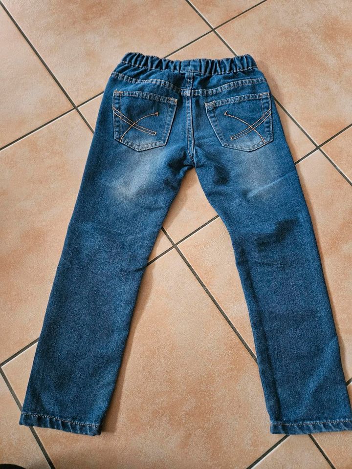 Jeans / Hosen in Größe 116 ab 3€ in Wittingen